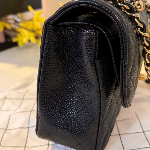 Chanel Classic Flap Bag Caviar Small 2022 series - Picture 7 of 16